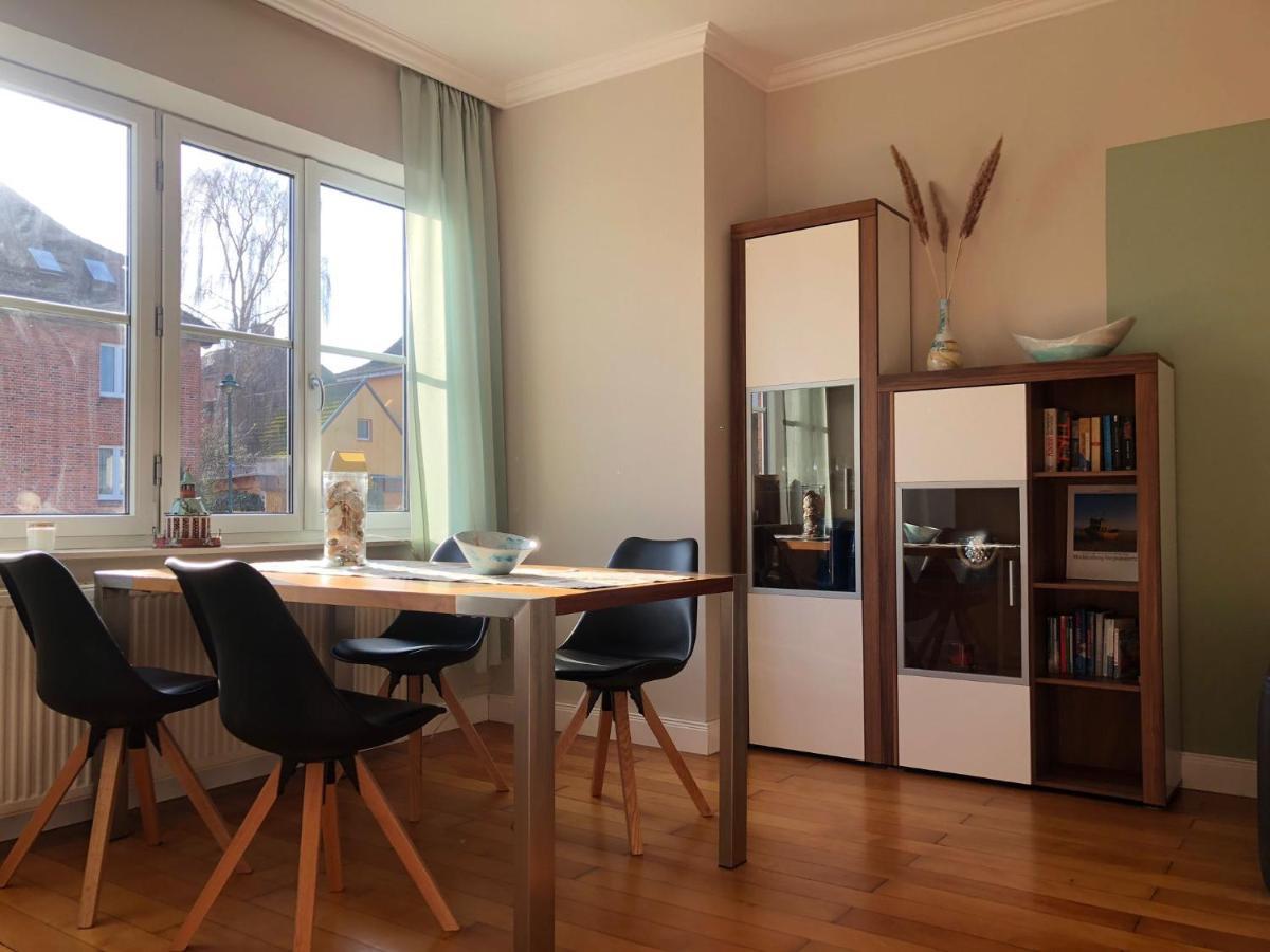 Stadtvilla Bruegemann Mit Terrasse & Parkplatz - Abc136 By Abcwismar Luaran gambar